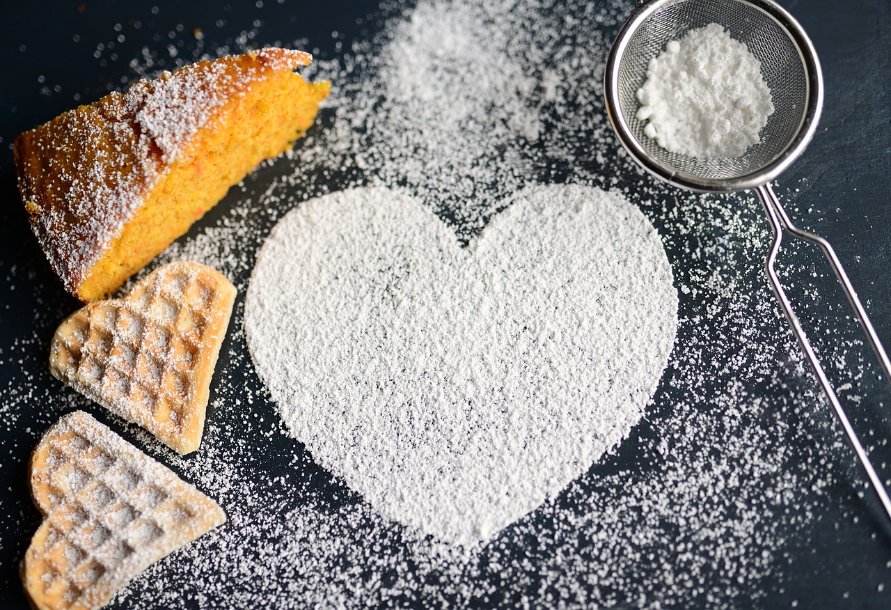 powdered sugar, sugar, heart-7760356.jpg