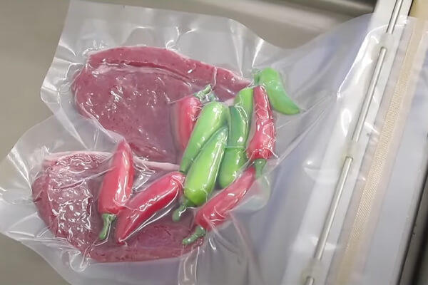 vacuum packaging for vegetable